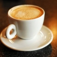 İtalyan Usulü Kavrulmuş Kahvemizin Kusursuz Tadı, kahveli mini draje eşliğinde