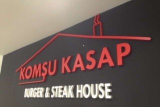 Komşu Kasap Burger & Steak House, Maslak