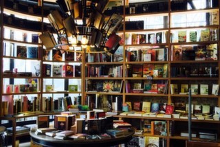 Minoa Cafe & Bookstore