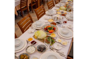 Şirnaz Restaurant'tan Ramazan Özel Zengin İftar Menüsü